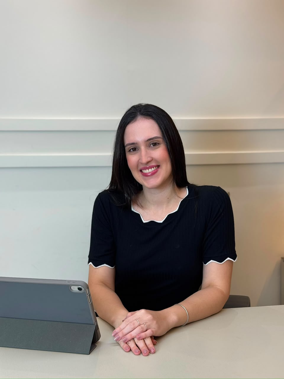 Victoria Marinho em atendimento